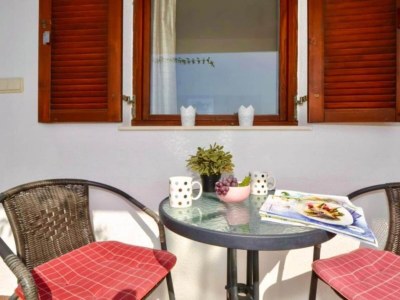 Apartment Apartments Nina - One Bedroom Apartment with Balcony A2 - Features photo 20