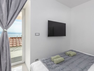 Apartment Apartments Bregha - Three Bedroom Apartment with Terrace - Features photo 6