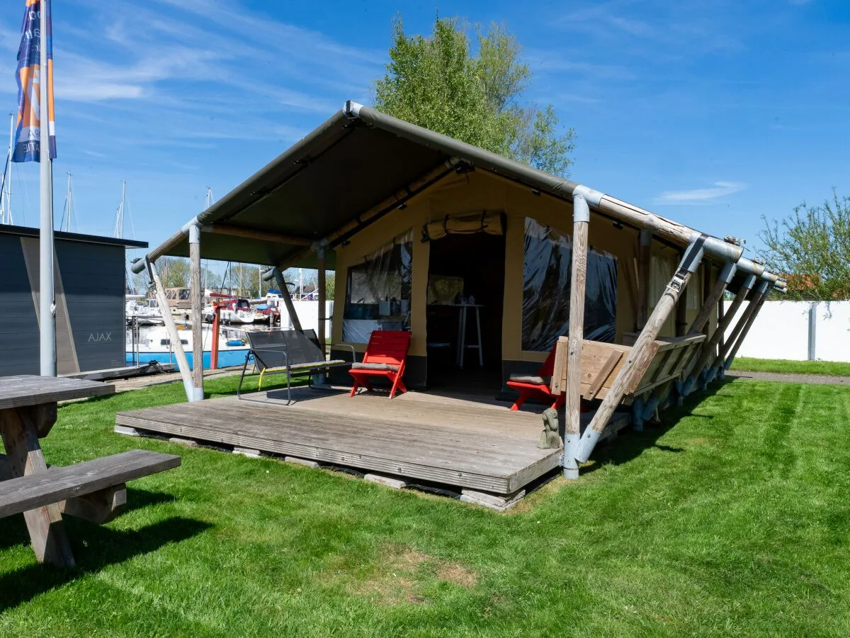 Holiday house Ferienhaus in Heeg Marina für 4 Von Belvilla