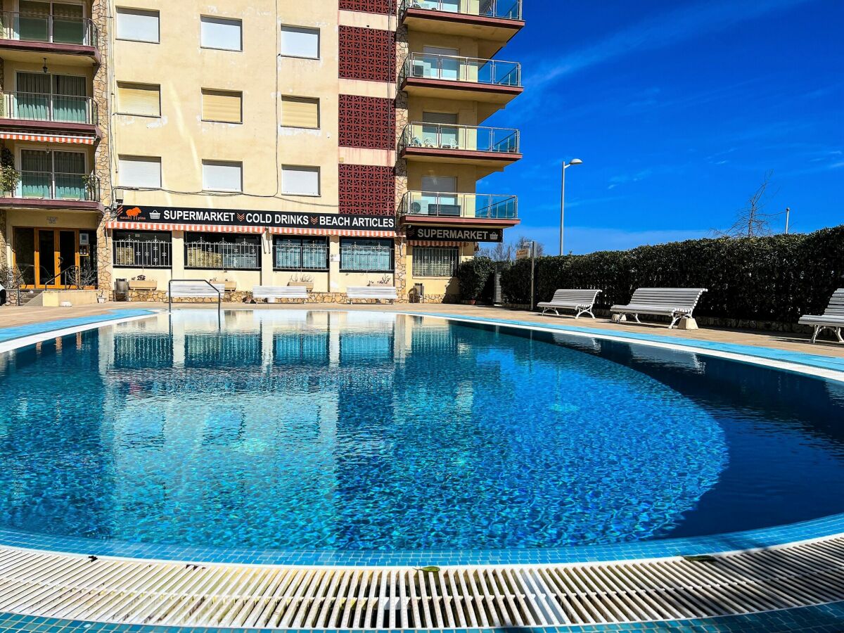 Apartment Apartment in Santa Susanna by the Beach - Outdoor photo 2