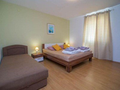Apartment Apartments Bonic - Two Bedroom Apartment with Balcony - Features photo 13