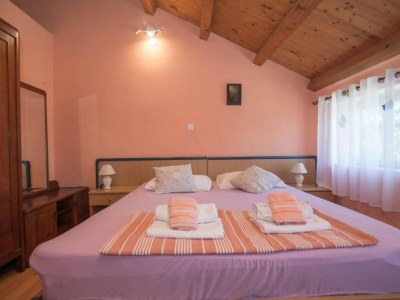 Apartment Apartments Bonic - Two Bedroom Apartment with Balcony - Features photo 14