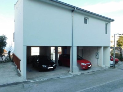 Apartment Apartments Roščić - Two Bedroom Apartment with Balcony in Makarska Riviera - Apartment