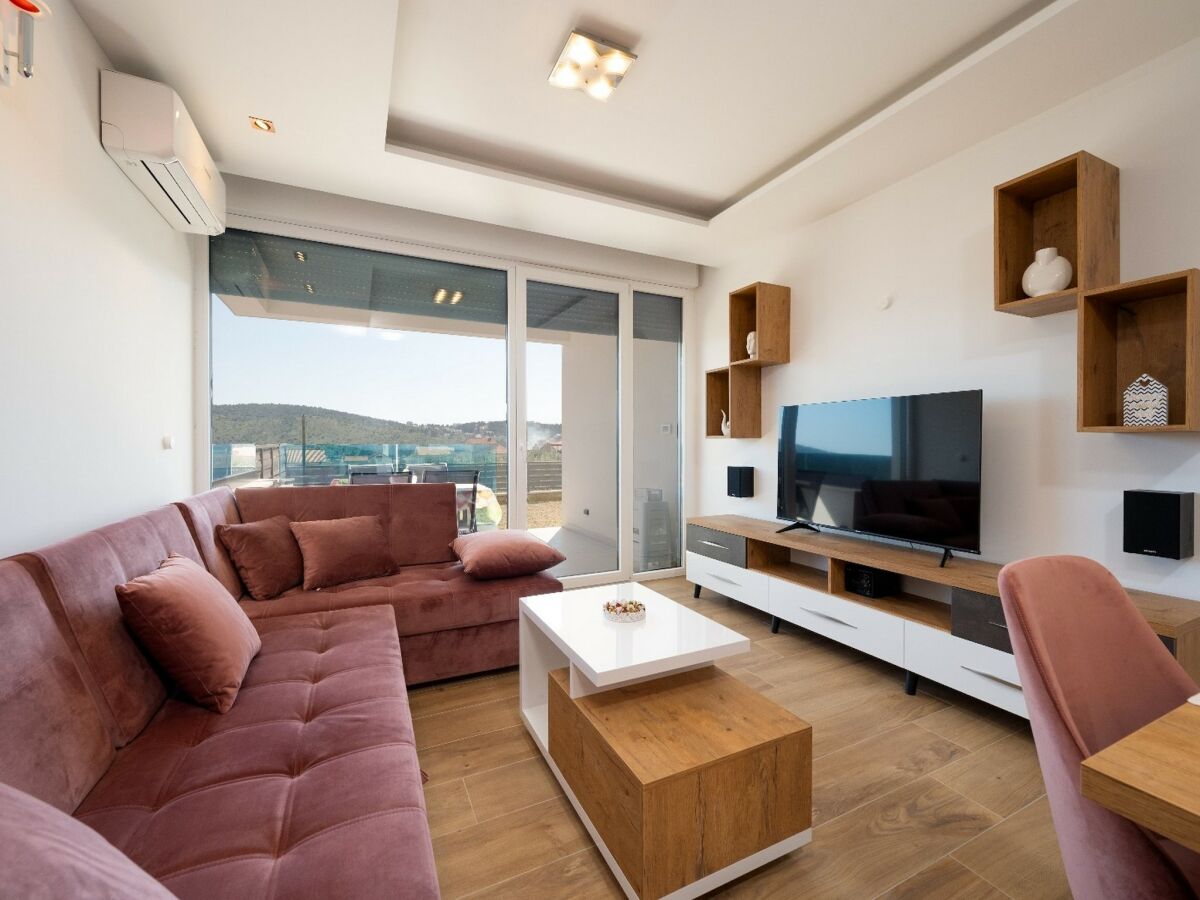 Apartment Apartment Trogir mit Terrasse - Features photo 4