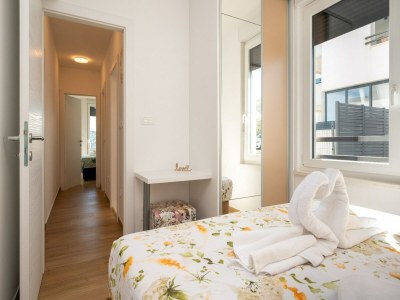 Apartment Apartment Trogir mit Terrasse - Features photo 12