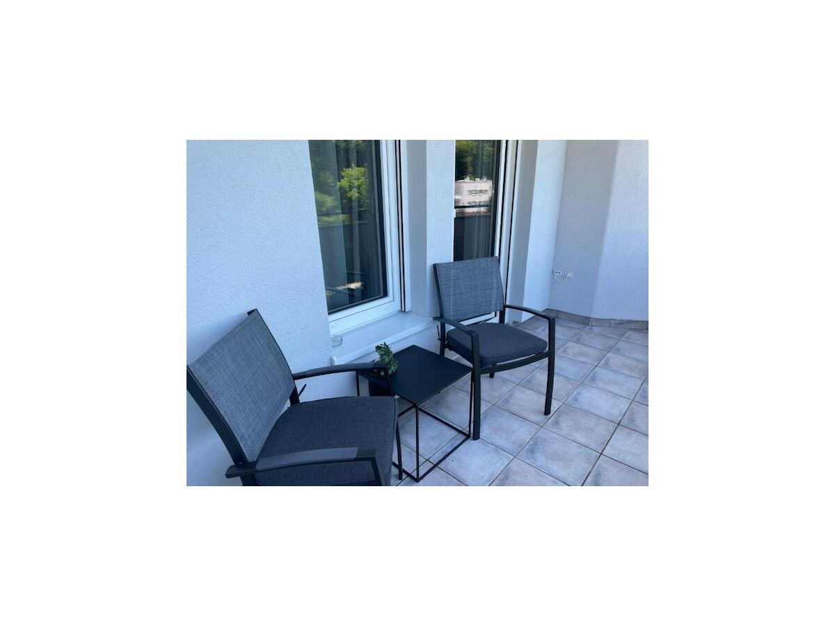 Apartment Modern & Charming - Free Private Parking - One Bedroom Apartment