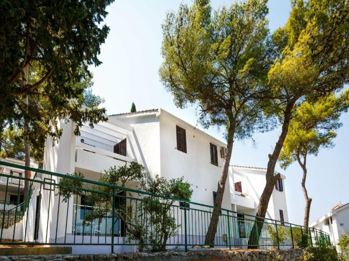 Apartment Lumbarda Resort Apartments - Superior Two bedroom Apartment with Mountain View  E1