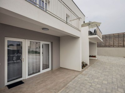 Holiday house Holiday Home Milutin 1 - Four Bedroom Holiday Home with Private Pool in Vrsi - Holiday house