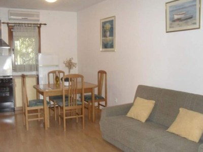 Apartment Apartments White House - Two Bedroom Apartment with Balcony and Sea View 2 - Features photo 25