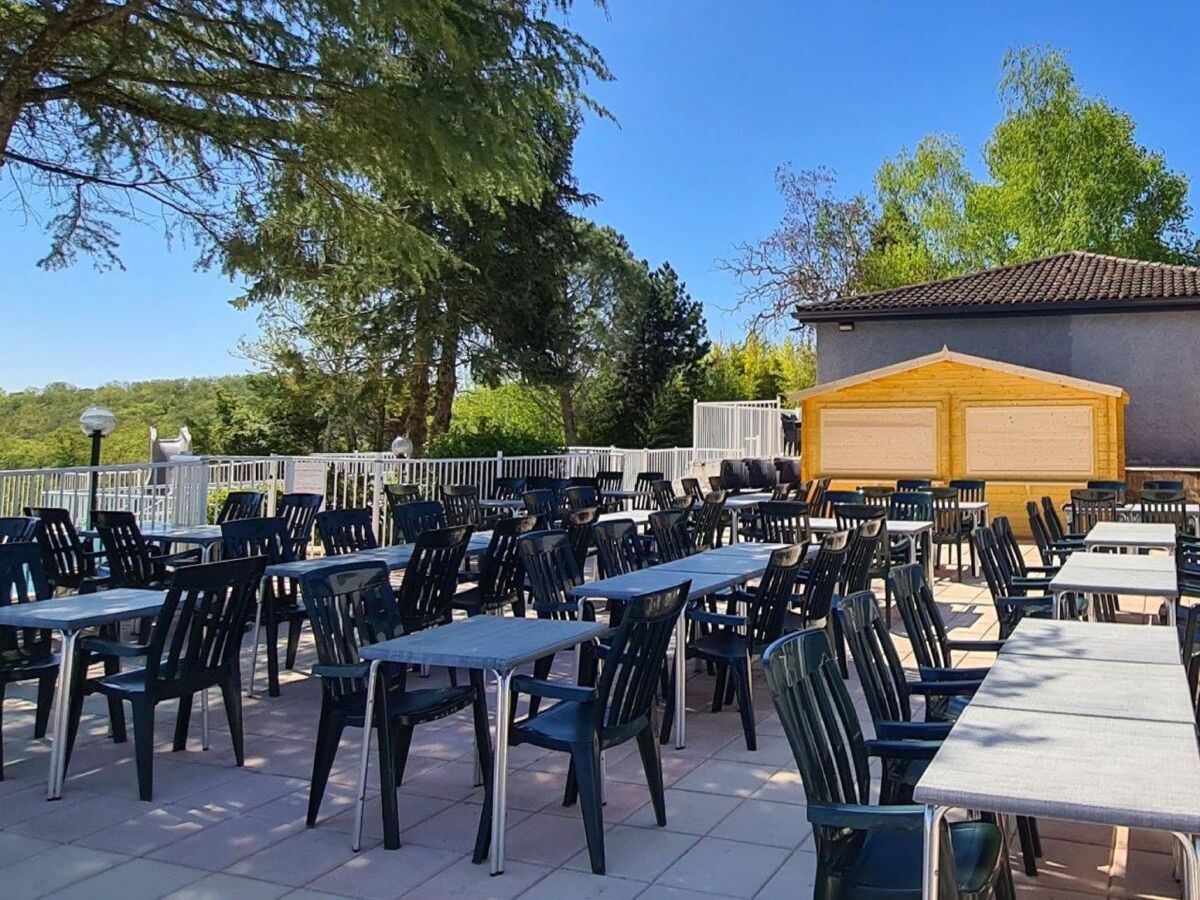 Holiday park Bungalow in Lanzac with Panoramic Views - Outdoor photo 2