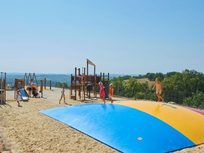 Holiday park Bungalow in Lanzac with Panoramic Views - Outdoor photo 30