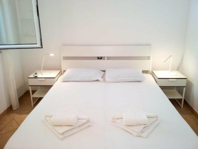 Apartment Lumbarda Resort Apartments - Comfort One Bedroom Apartment  B2 - Features photo 14