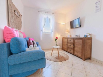 Apartment Lumbarda Resort Apartments - Comfort One Bedroom Apartment t  C3 - Features photo 8