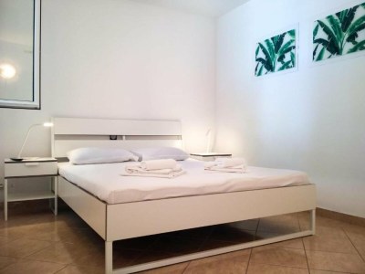 Apartment Lumbarda Resort Apartments - Comfort One Bedroom Apartment  C4 - Features photo 16