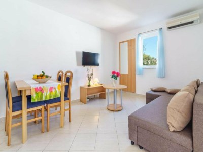 Apartment Lumbarda Resort Apartments - Comfort One Bedroom Apartment D4 - Features photo 8