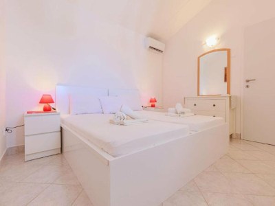 Apartment Lumbarda Resort Apartments - Superior One bedroom Apartment  E4 - Features photo 25