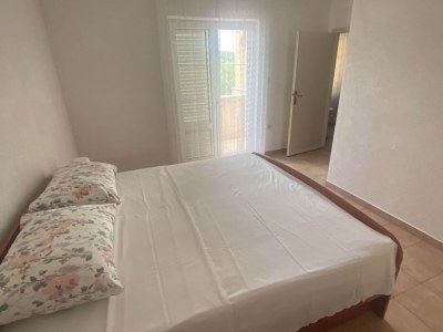 Apartment Apartments Danijela & Vlado - Three Bedroom Apartment With Balcony and Garden View - Features photo 12