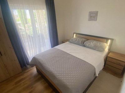 Apartment Apartments Danijela & Vlado - One Bedroom Apartment with Balcony and Garden View - Features photo 6