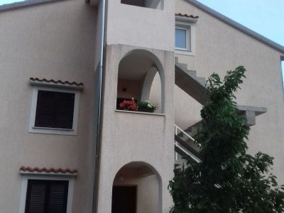 Apartment Apartments Luka & Leona - Two Bedroom Apartment with Balcony Luka - Outdoor photo 5