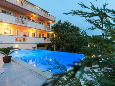 Apartment Standard Two Bedroom Apartment with Balcony and Pool - Outdoor photo 17