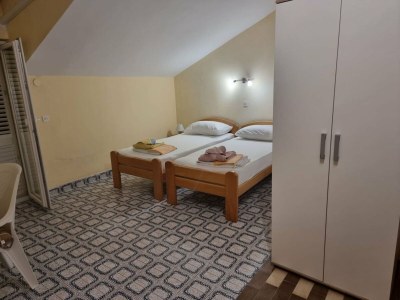 Apartment Apartments Željka - Studio Apartment with Terrace and a sea view (1) - Features photo 14