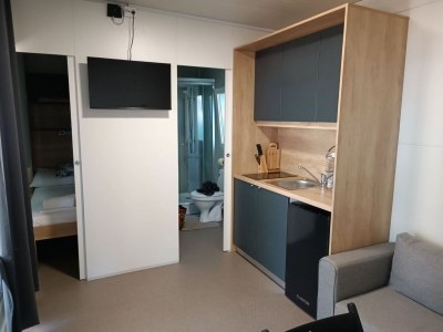 caravan Classic Two Bedroom Mobile Home with Sea View and Terrace - Features photo 20