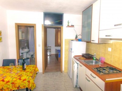 Apartment Beachfront Apartments Plaža - One Bedroom Apartment A3 - Features photo 5