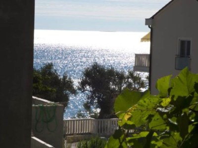 Apartment Beachfront Apartments Plaža - Two Bedroom Apartment A4 - Outdoor photo 10