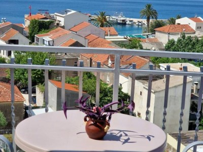 Apartment Two Bedroom Apartment with Terrace and Sea View 5 Lora - Outdoor photo 11