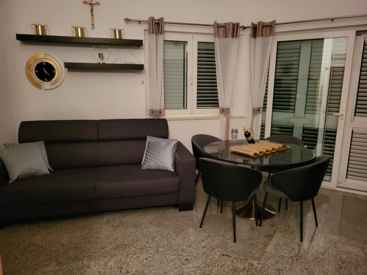Apartment Villa Analena - Two Bedroom Apartment 2 - Features photo 5