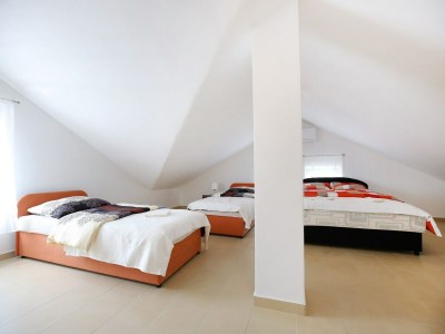 Apartment Apartments Kapetan -  Standard Studio Apartment with Terrace - Features photo 13