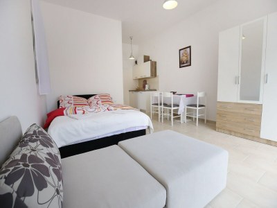 Apartment Apartments Kapetan - Comfort Studio Apartment with Terrace - Features photo 44