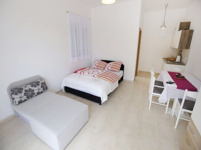 Apartment Apartments Kapetan - Comfort Studio Apartment with Terrace - Features photo 47