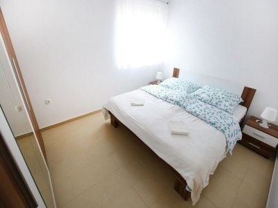 Apartment Apartments Kapetan - Two Bedroom Apartment with Terrace - Outdoor photo 49