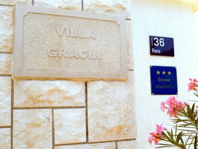 Apartment Apartments Gracin - One Bedroom Apartment with Terrace (A1) - Outdoor photo 2