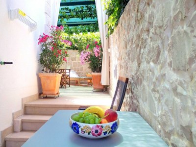 Apartment Apartments Gracin - One Bedroom Apartment with Terrace (A1) - Outdoor photo 27