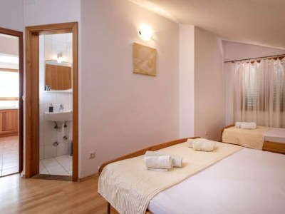 Apartment Dolac Green Side Apartments - Two Bedroom Apartment 2 - Features photo 9
