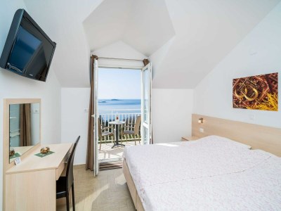 Apartment Villa Samba - Two Bedroom Apartment with Balcony and Sea View - Features photo 19
