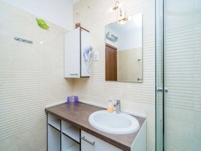 Apartment Villa Samba - Two Bedroom Apartment with Balcony and Sea View - Features photo 27