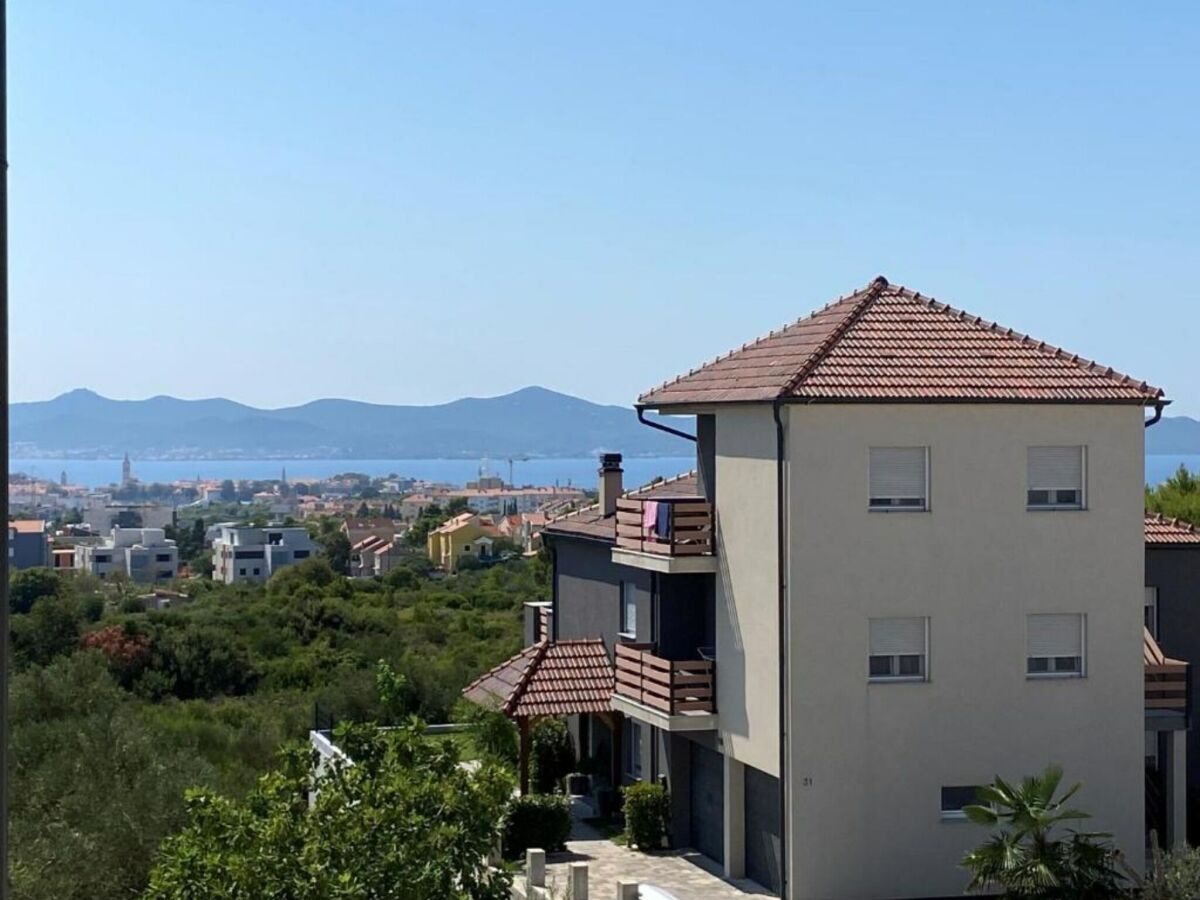 Apartment One Bedroom Apartment with Balcony and City View - Outdoor photo 4