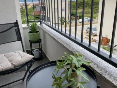 Apartment One Bedroom Apartment with Balcony and City View - Outdoor photo 2