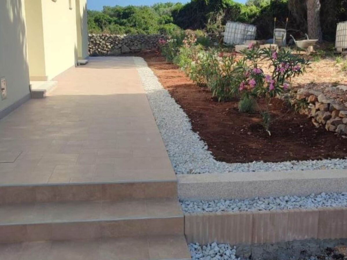 Villa Villa Tamaris - Two Bedroom Holiday Home with Terrace and Swimming pool