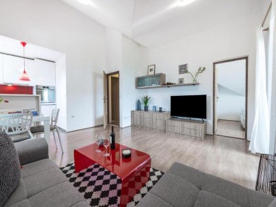 Apartment Apartments Meri & Karla - Two Bedroom Apartment with Balcony and Sea View in Mokošica - Apartment