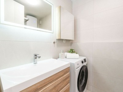 Apartment Modern City Escape - Two Bedroom Apartment with Balcony - Features photo 36