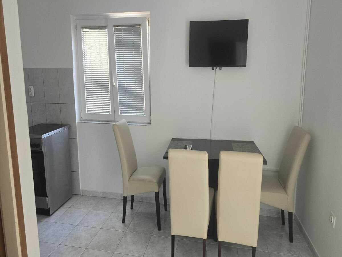 Apartment Apartments Mateo - One Bedroom Apartment - White