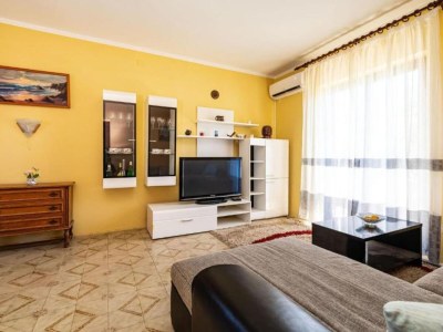Apartment Two Bedroom Apartment with Terrace - Features photo 17