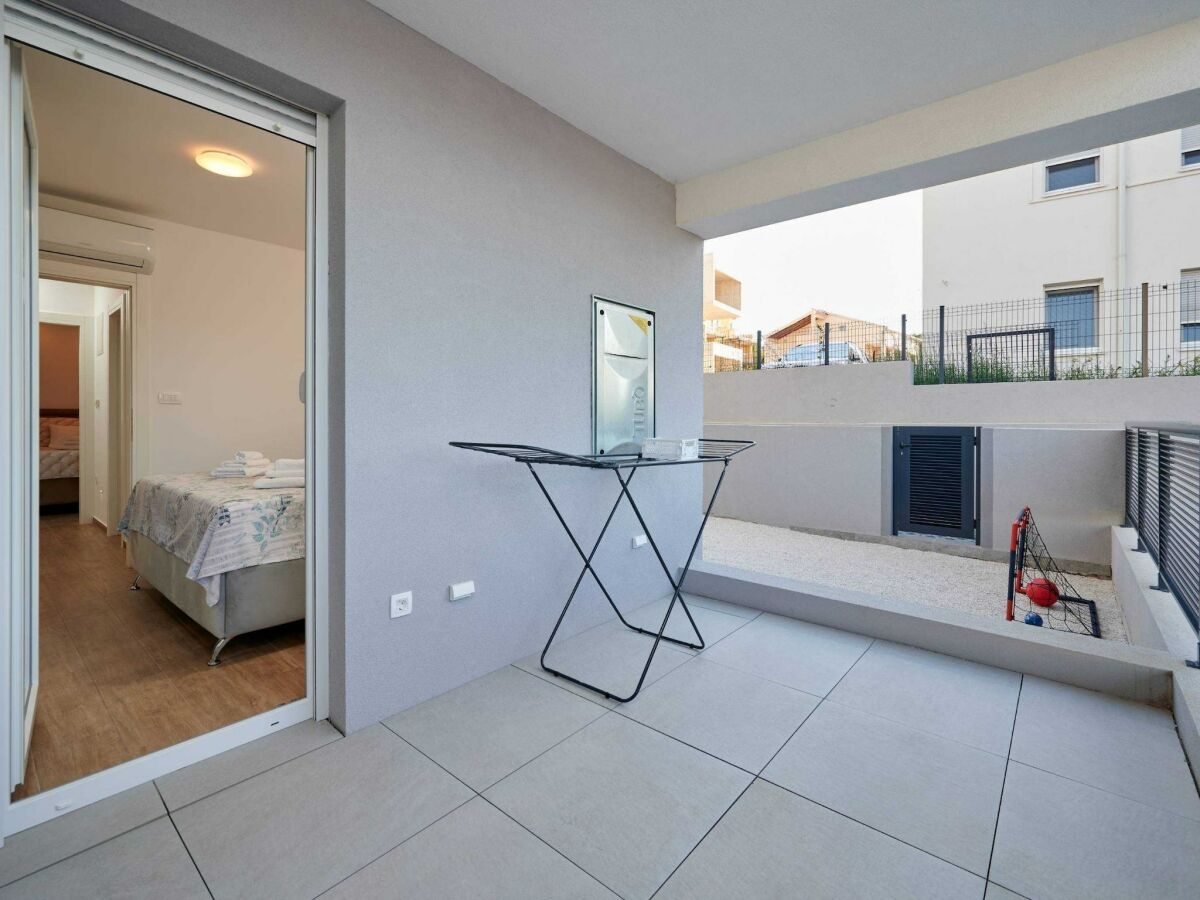 Apartment Exclusive Okrug Gornji Apartment with Shared Pool - Two bedroom Apartment with Shared Pool - Outdoor photo 3