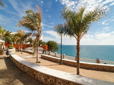Apartment Apartment in Nerja near Carabeo Beach - Outdoor photo 5