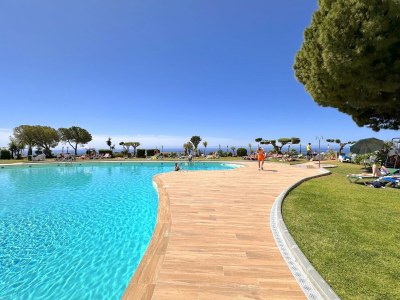 Apartment Apartment in Nerja with Sea Views & Pool - Outdoor photo 9