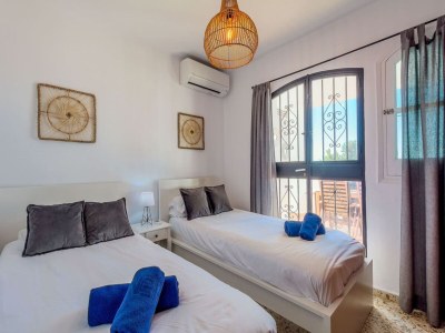 Apartment Apartment in Nerja with Sea Views & Pool - Features photo 24
